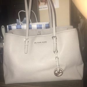 Micheal Kors tote